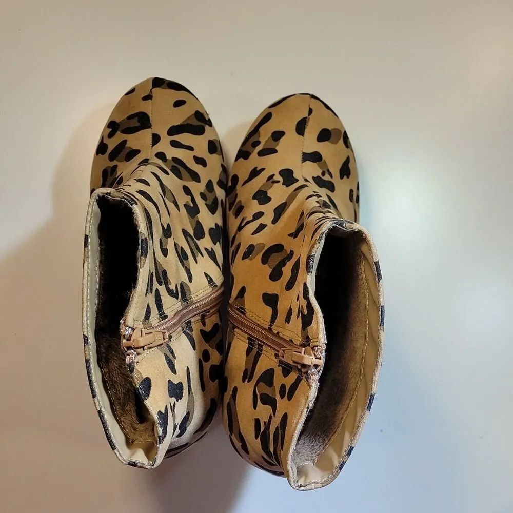 HERSTYLE ROUND TOE ZIP CLOSURE ANIMAL LEOPARD PRINT ANKLE BOOTIES - Picture 12 of 14